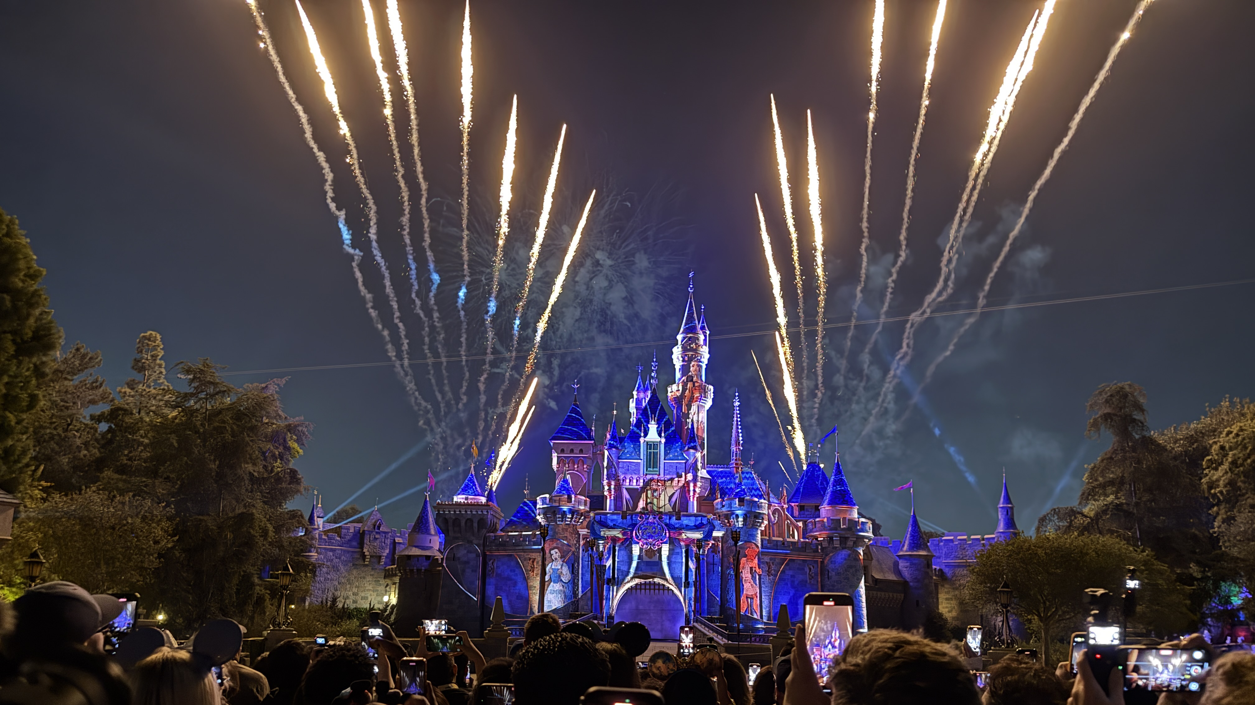 “Wondrous Journeys” fireworks show