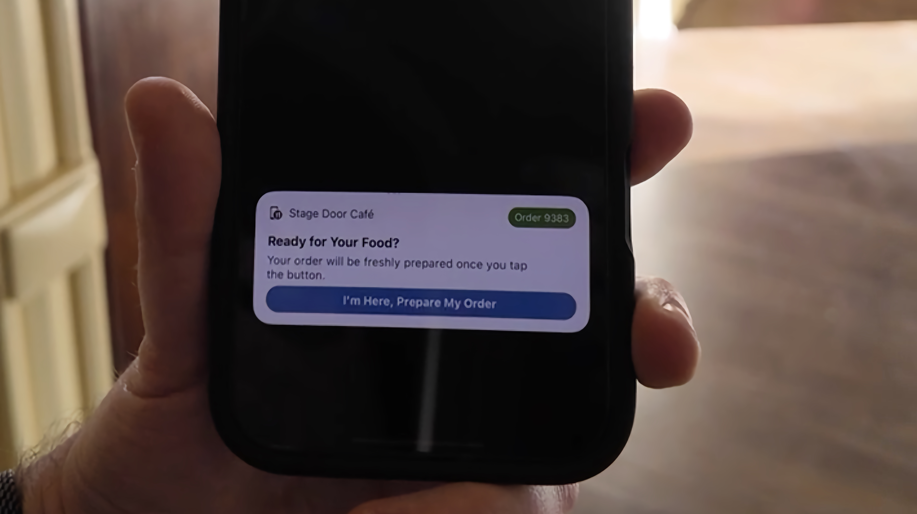 A look at the Disneyland Live Activity on an iPhone for mobile ordering food.