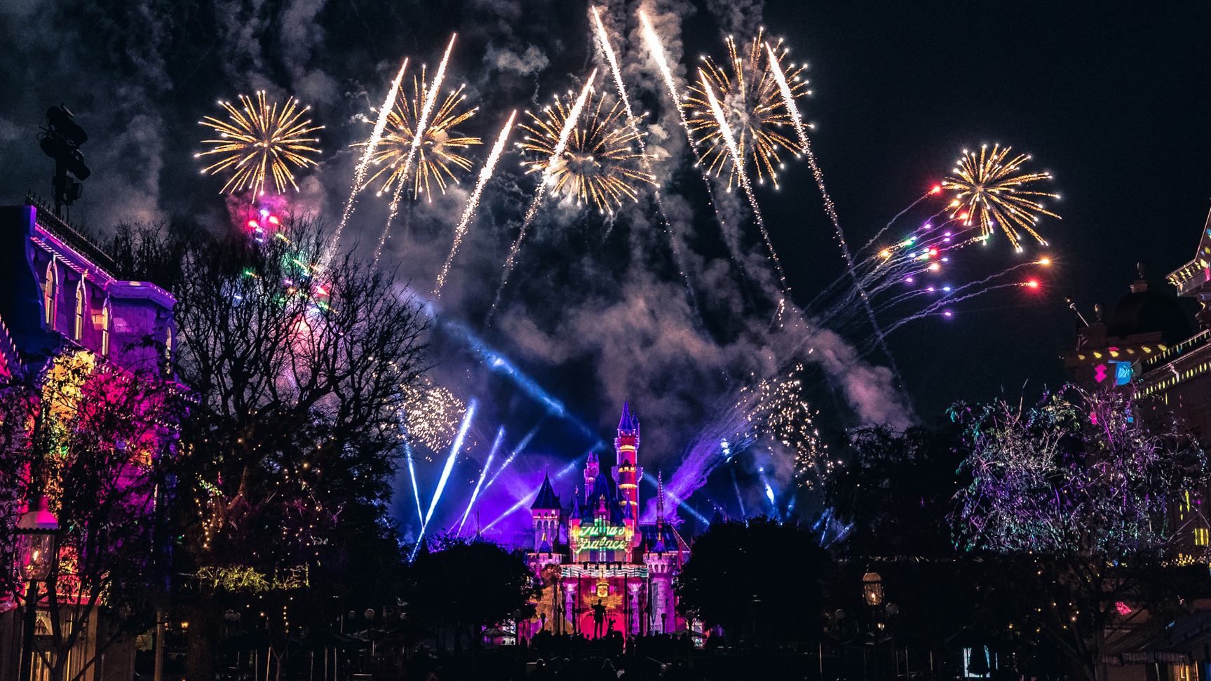 Disneyland turns 70, and it's celebrating with MagicBand+, LED spectacles, and next-gen shows