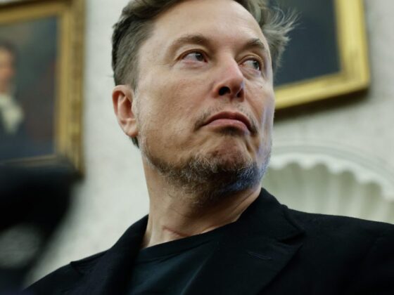 Toncoin falls 7% as Elon Musk refutes Telegram founder’s claims of a 0 million xAI partnership 
