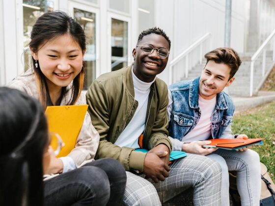 7 effective strategies for saving money in college​