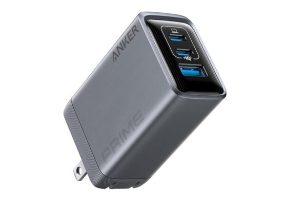 Amazon is selling a 'sleek'  3-port charger block for , and shoppers say it works 'super fast'