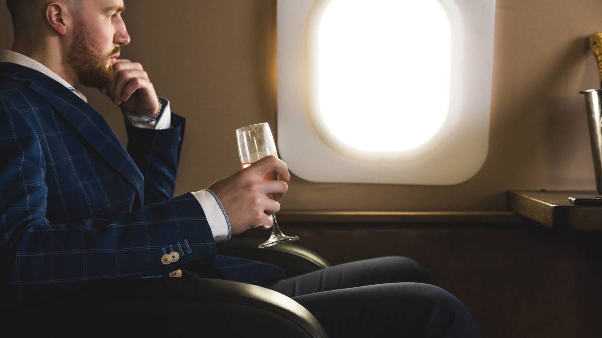 American Airlines cutting key service, testing how mad flyers get