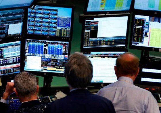 Bloomberg terminal outage hits traders