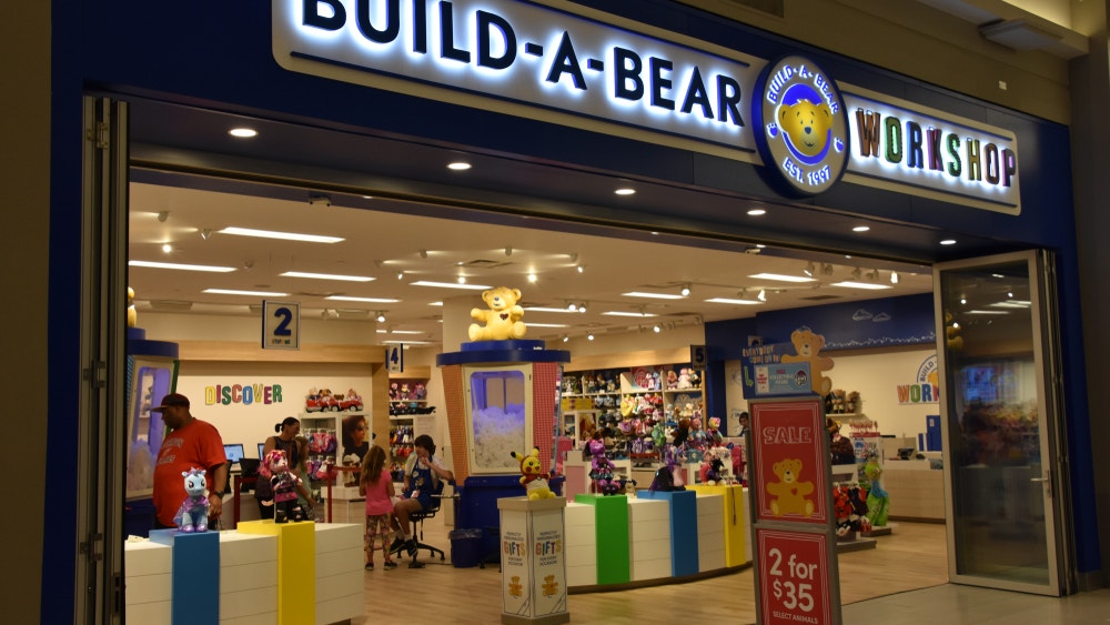 Build-A-Bear Sticks To Outlook Despite Tariff Pressure, Stock Soars 25%
