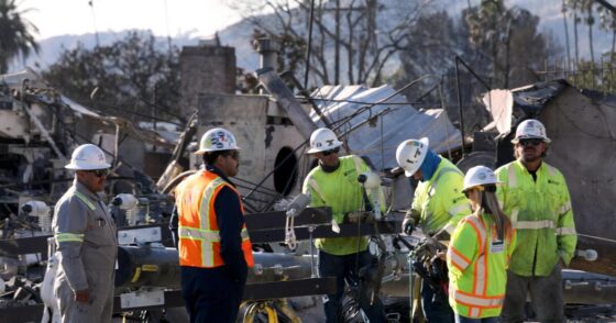 Edison’s safety record declined last year. Exec bonuses rose anyway