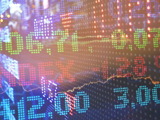 Equity rebound, Dow Jones, dollar vs. gold: Market takeaways