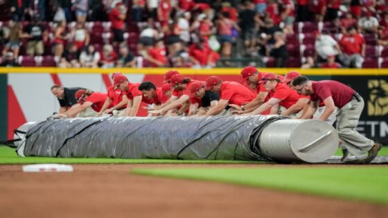 Former MLB player files shocking lawsuit against the Cincinnati Reds