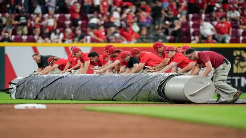 Former MLB player files shocking lawsuit against the Cincinnati Reds