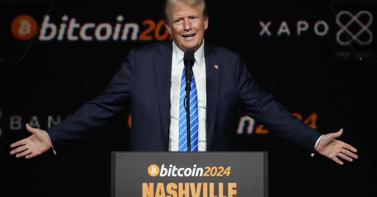 Hiltzik: Trump jumps feet-first into a hive of conflicts
