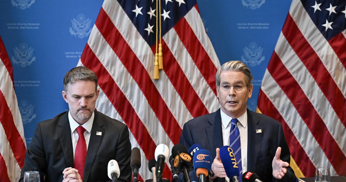 Hiltzik: What's Trump's goal with the tariffs?