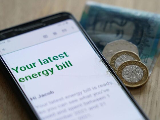 Household energy bills to fall by £129 as price cap drops