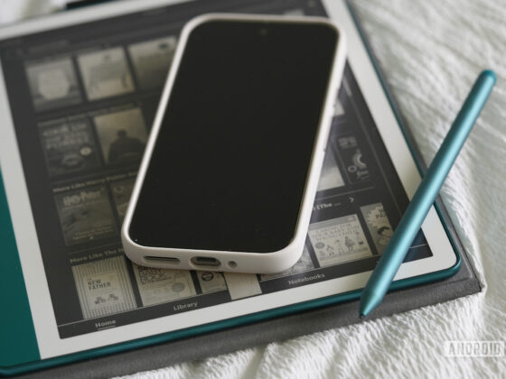 I really want a pocket-sized Kindle Scribe