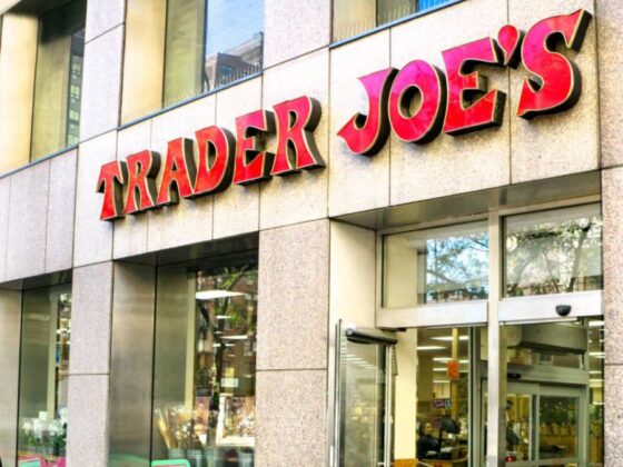 Is Trader Joe's open on Memorial Day?