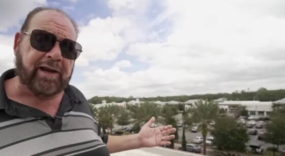 Mogul Ben Mallah reveals his ‘essential’ US portfolio that he states Amazon ‘can’t hurt’