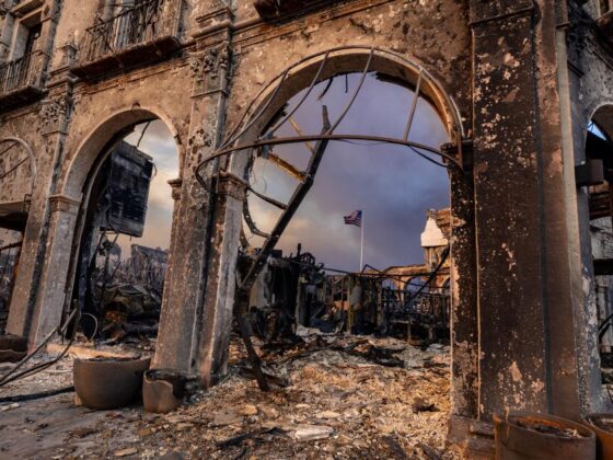 Palisades Village to reopen with Elyse Walker rebuilding flagship store