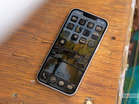 Qualcomm shares study showing Androids beat iPhone 16e on 5G