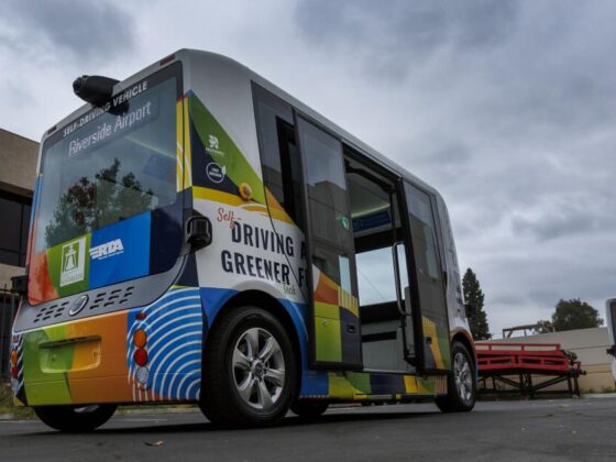 Riverside wants to become ‘the new Detroit.’ Can this self-driving electric bus get it there?