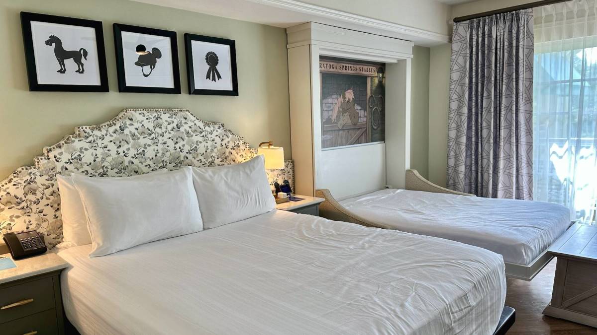 Savvy Disney vacationers use this service to save big on trips