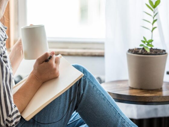 Soothe Your Anxiety Without Medication: 9 Tricks To Try