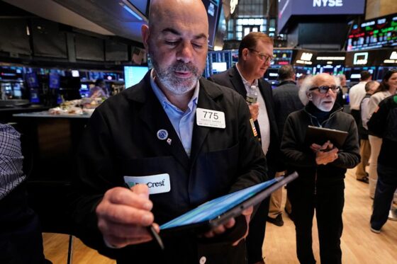 Stocks drift to a mixed close as worries about the US government’s soaring debt continue to weigh