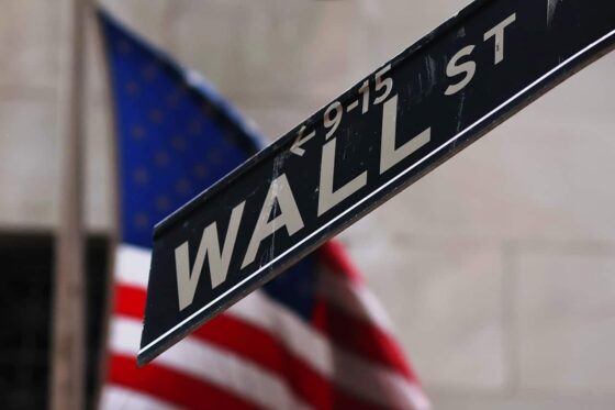 Stocks tumble as weak bond-market auction has investors wondering how U.S. will manage its debt