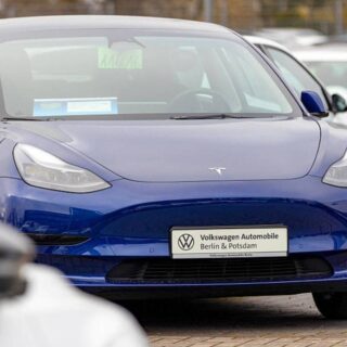 Why Tesla needs to fire Elon Musk: It's business, not politics