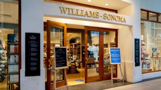 Williams-Sonoma To Absorb Tariff Costs, Maintains Revenue Outlook