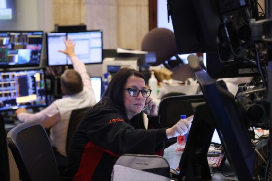 5 Things to Know Before the Stock Market Opens
