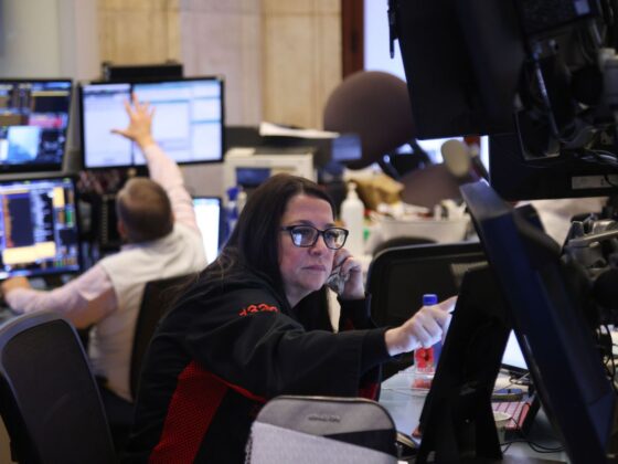 5 Things to Know Before the Stock Market Opens