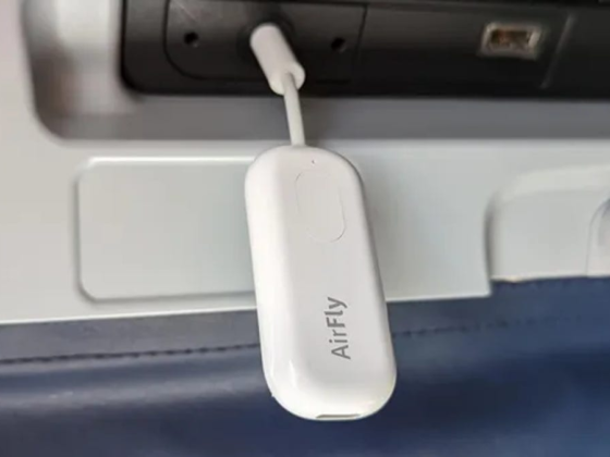 Airplane Audio Doesn’t Have to Suck and This Bluetooth Transmitter Proves It