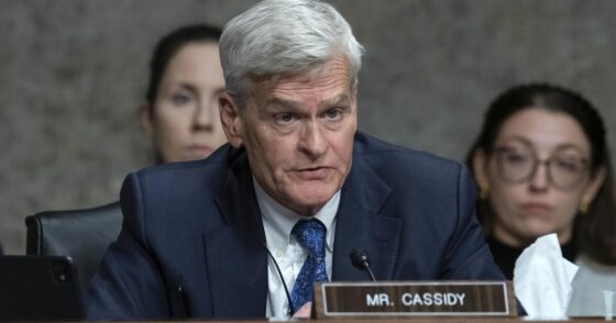 Hiltzik: A GOP senator finally strikes back against RFK Jr.