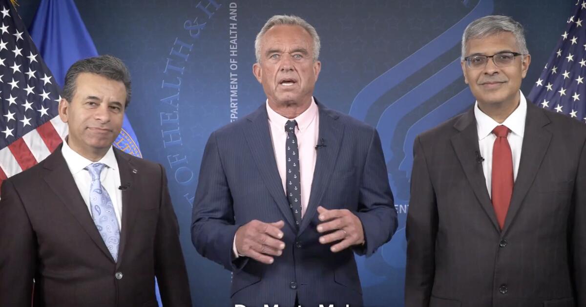 Hiltzik: CDC officials debunk RFK Jr. claims on vaccines