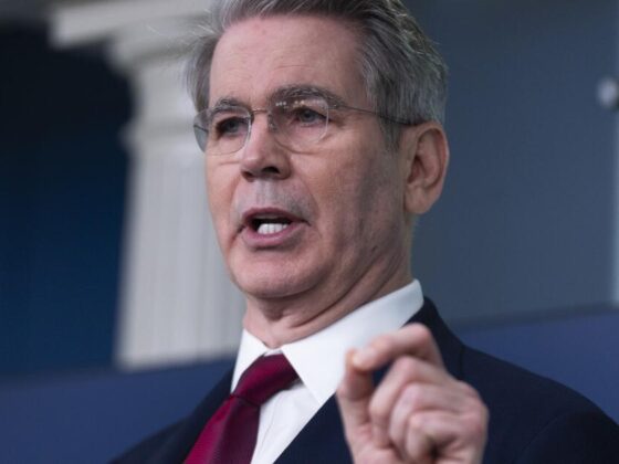 Hiltzik: Trump sets a new standard for cherry-picking