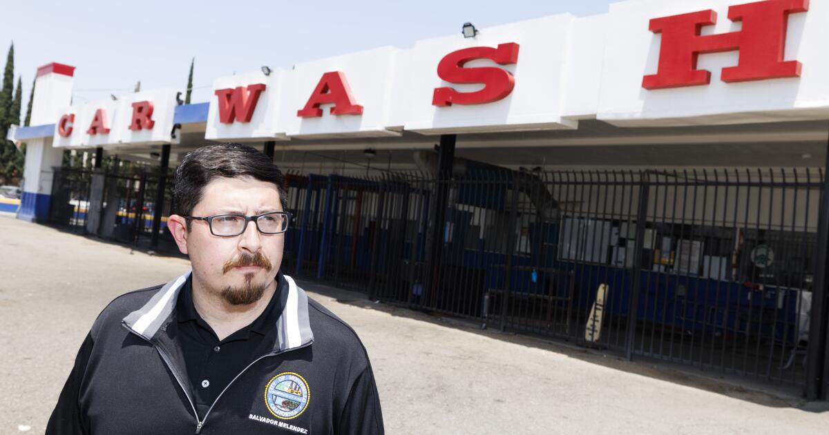 More L.A. car washes targeted in raids, some closed on fears