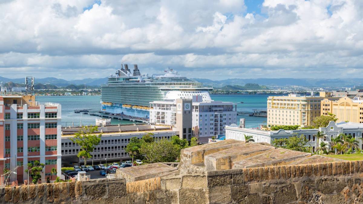 Popular Royal Caribbean port finally reopens to cruise ships