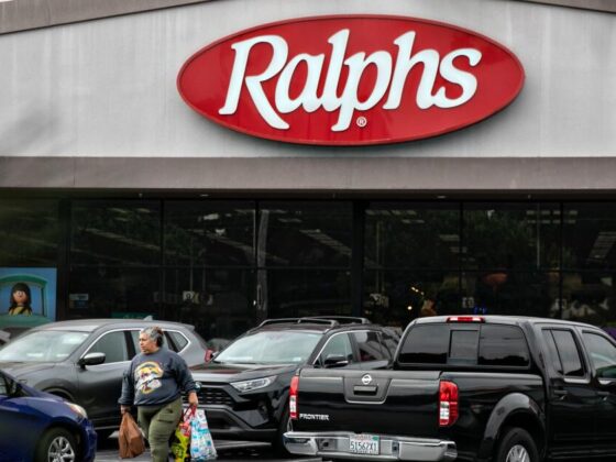 Ralphs parent company Kroger plans to close 60 locations