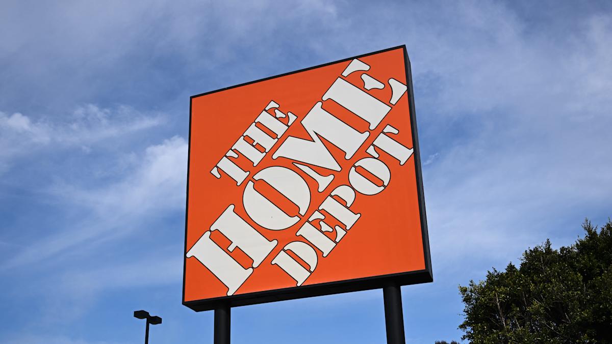 S&P 500, Nasdaq at record highs, Oracle, Home Depot & GMS deal