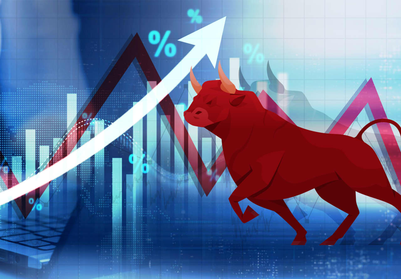 Tech stocks are powering this record-setting rally on Wall Street — but how long can it last?