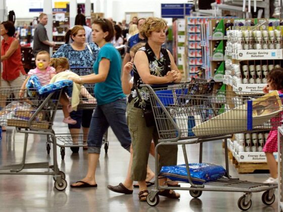 Walmart's Sam's Club makes bold move to steal Costco customers