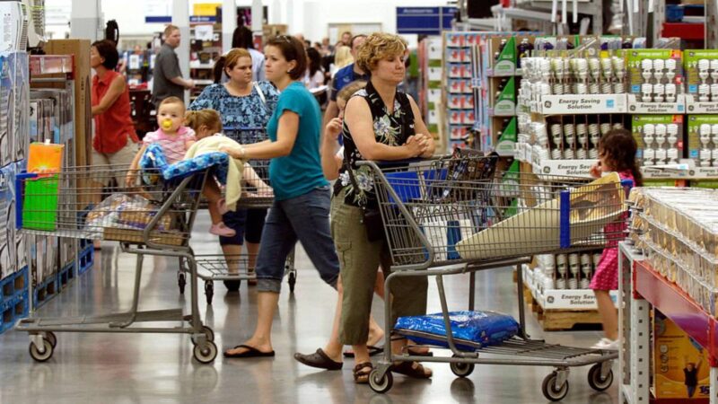 Walmart's Sam's Club makes bold move to steal Costco customers