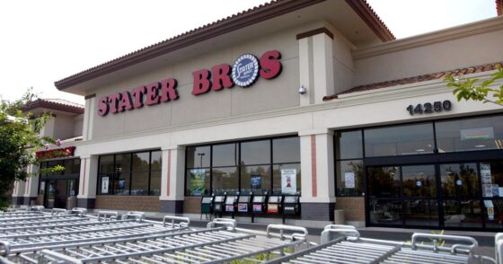 12,000 Stater Bros. workers authorized to strike after union vote