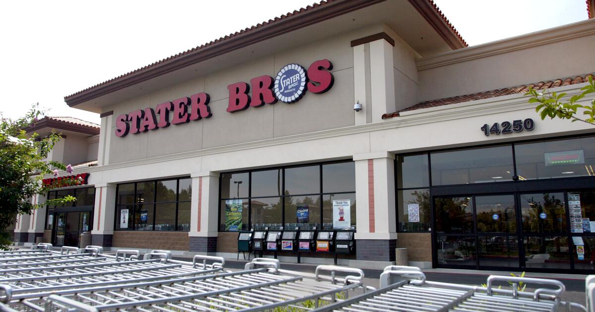12,000 Stater Bros. workers authorized to strike after union vote