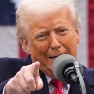 Trump plans to start notifying countries of U.S. tariffs up to 70%