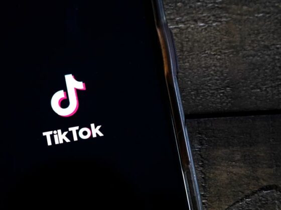 TikTok is said to prepare U.S.-specific app amid potential ownership change (BDNCE:Private)