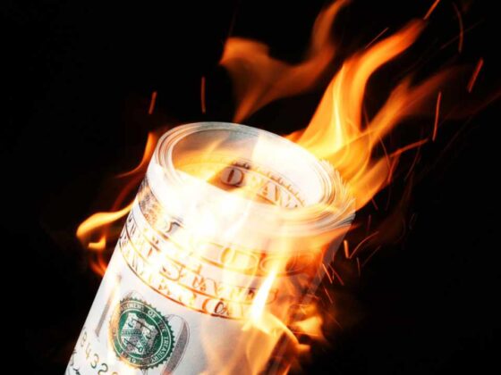 US Dollar Dominance Under Fire as Sanctions Push Nations to Alternatives