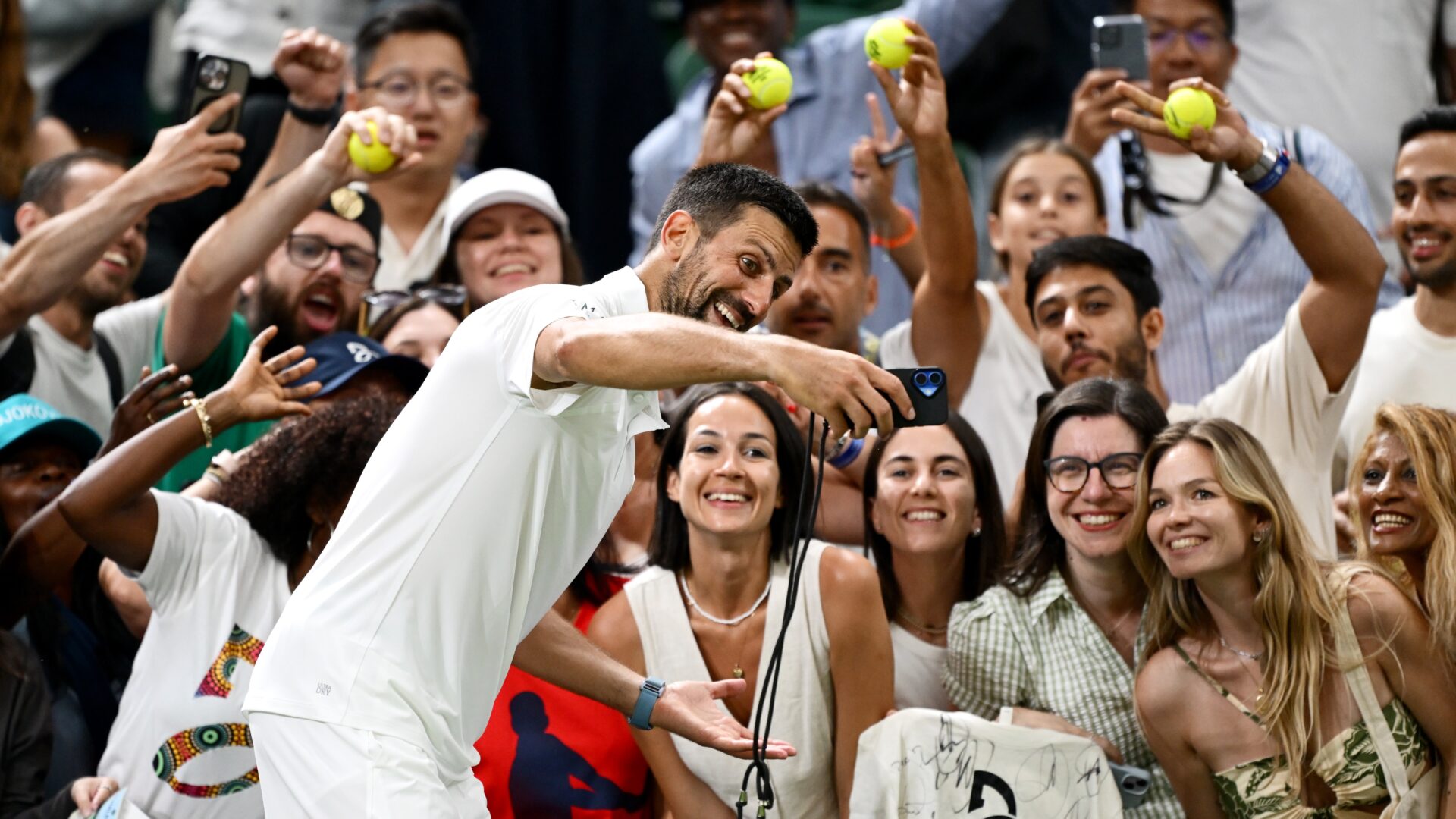 Wimbledon 2025 men's semifinals LIVE: Watch free from anywhere