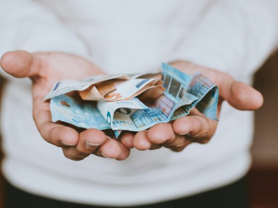Crypto Hacker Returns Funds From M GMX Exploit