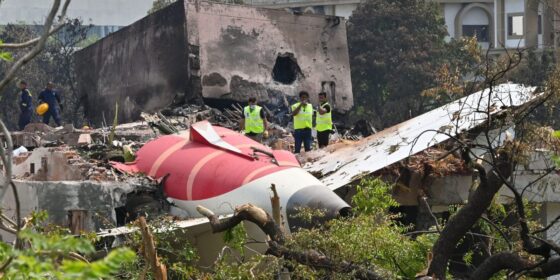 Fuel to Air India jet engines was cut off moments before crash, prompting confusion between pilots