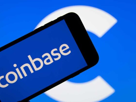Coinbase Denies Attacking Binance as Alleged Media Leak Fuels Industry Tensions